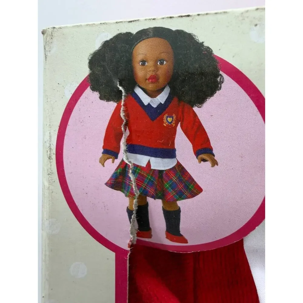 Madame Alexander Hallmark Celebration Girls Back to School 18in Doll Outfit